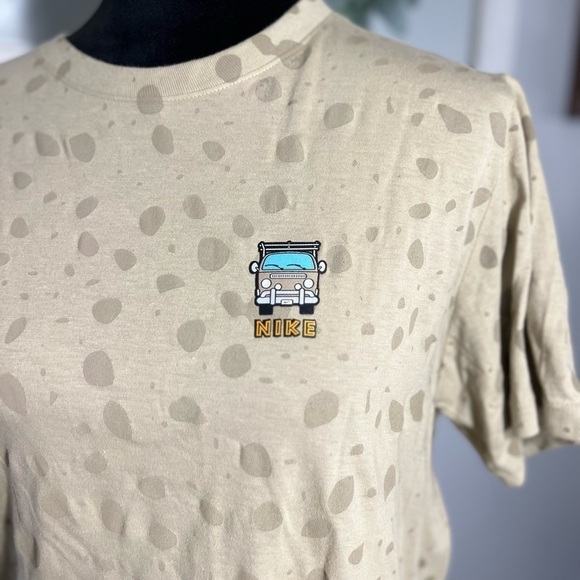 Nike Men’s Small Safari AOP Casual T-Shirt Tan/Brown Regular Fit 100% Cotton NWT - Picture 3 of 7